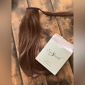 Brand New 100% Remy Human Hair Brown 18” Ponytail New Open box never used